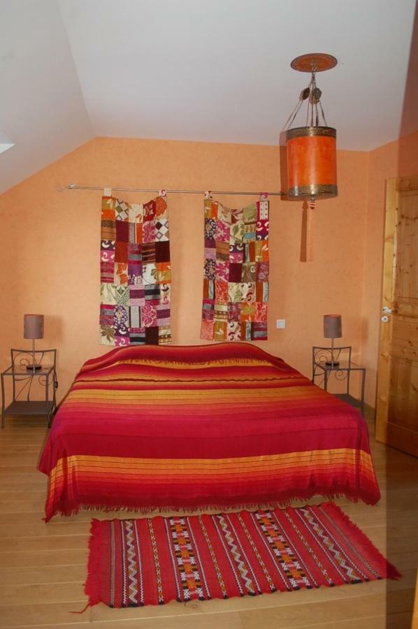 B&B La Maison Des Collines Autour Chambres D'Hotes La Chapelle  Eksteriør bilde